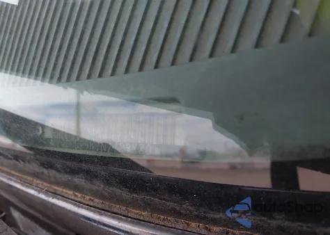 1992 Chevrolet Gmt-400 C2500 z USA, uszkodzony, nr VIN 2GCFC29K1N1129880